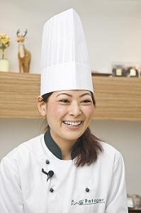 インタビュー写真:柿沢安耶