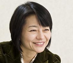 写真:漆紫穂子さん