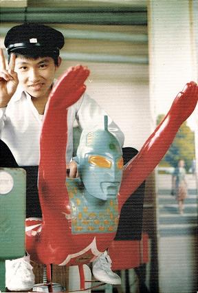 中学修学旅行 ウルトラマン80の頃 (C)円谷プロ