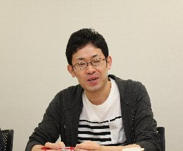 樋口弘光、インタビューカット03
