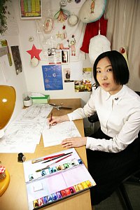 はまのゆか:アトリエでの仕事風景。